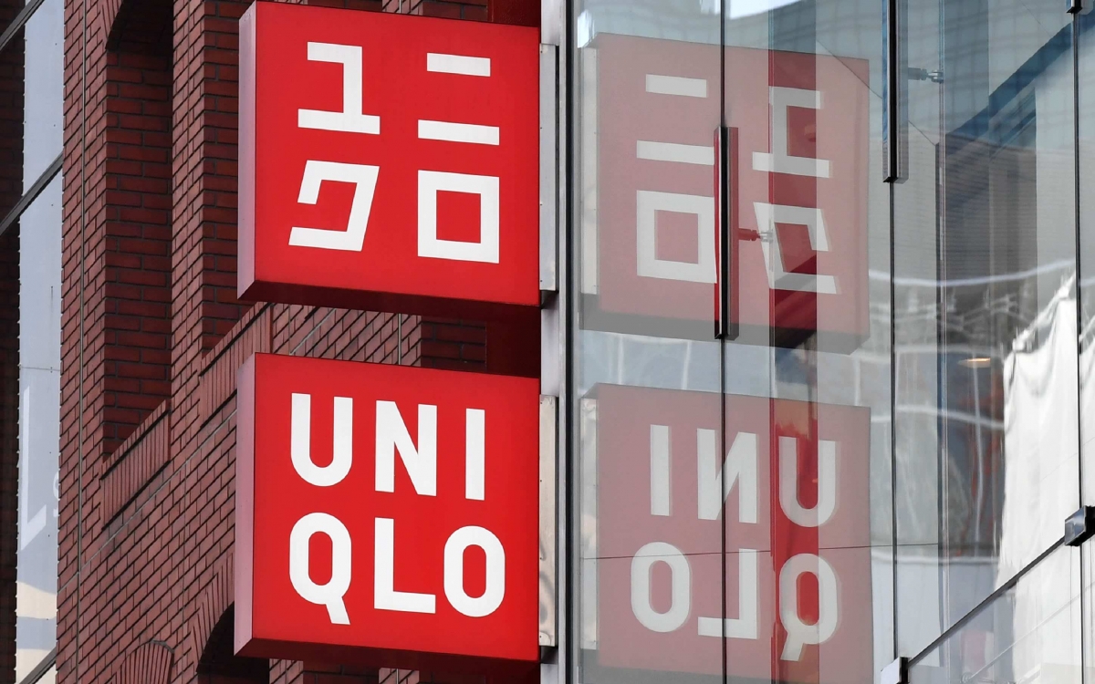 Uniqlo母公司Fast RetailingCFO岡畸健表示,由於原材料價格和物流成本急升,以及日圓匯率貶值等因素,使公司面臨「不得不加價」的局面。