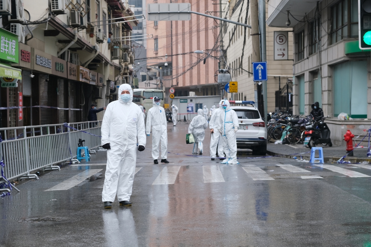 報告認為,中國對疫情的零容忍政策恐怕將以失敗收場,到時將加劇全球供應鏈中斷,進一步令通膨壓力惡化。