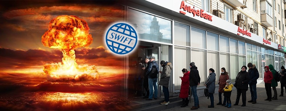 SWIFT經濟制裁核彈令盧布大跌,俄羅斯出現擠提。