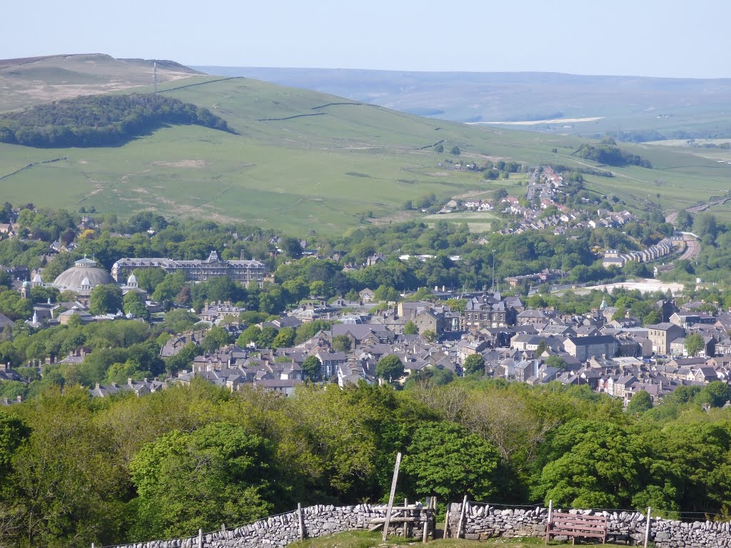 High Peak是Derbyshire Dales的自治市鎮,及位於大曼徹斯和南約克郡中間的高山地區,充滿大自然氣息。