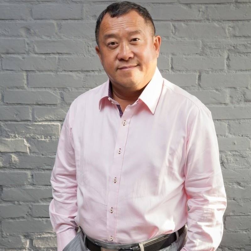 電視廣播指TVB一系列的節目吸引廣泛觀眾,收視達24點。