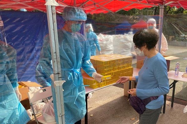 港股受外圍和疫情因素影響,恒指受壓。