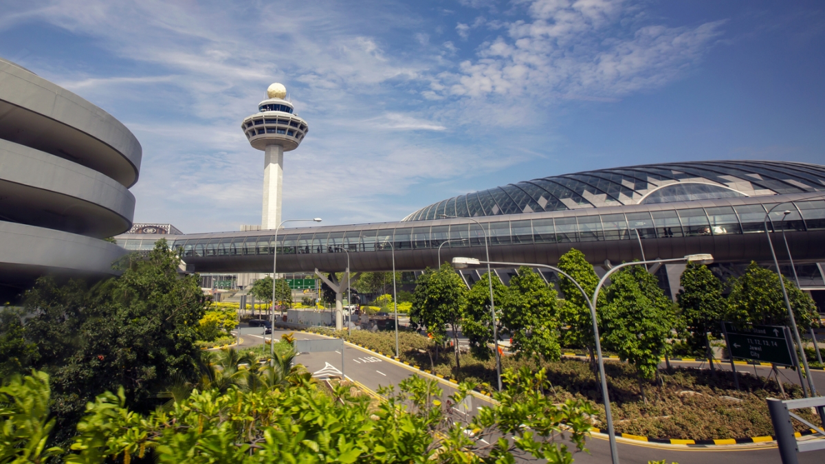 有分析認為，新加坡的乘客量在未來一兩個月内有望達到疫情前的一半至三分之二。