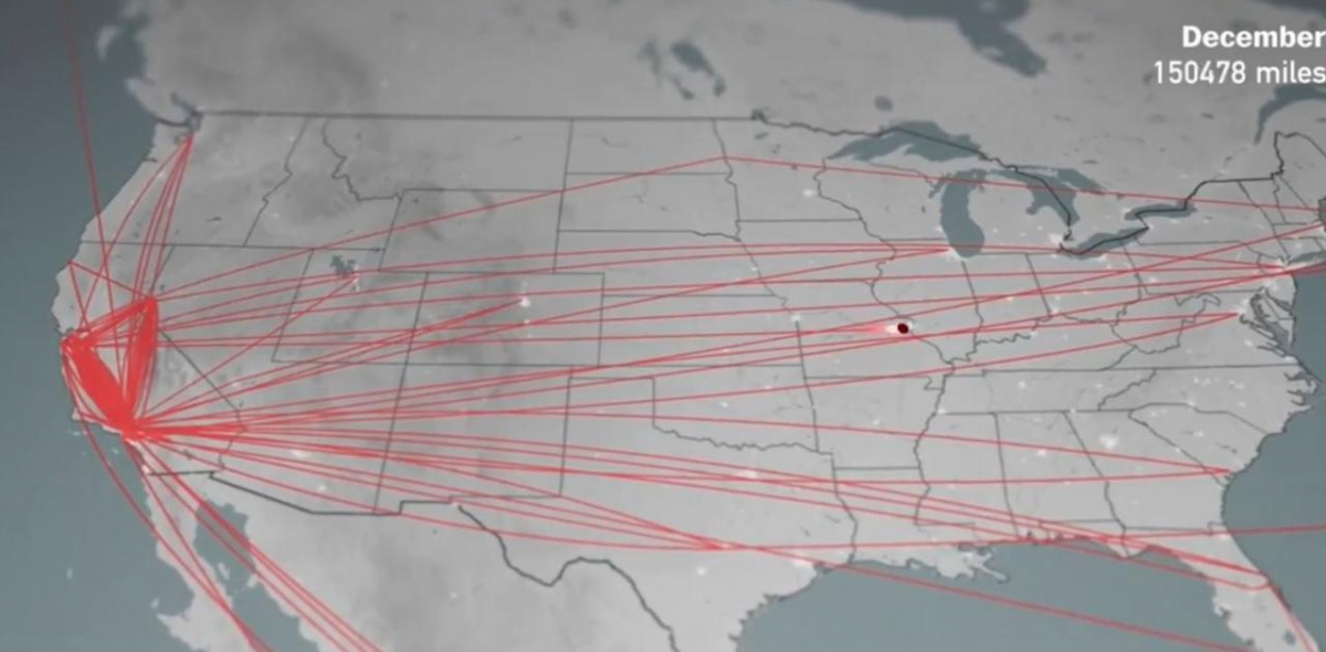 華盛頓郵報於2019年時查詢馬斯克的飛行紀錄，發現他在2018年飛行超過250次。