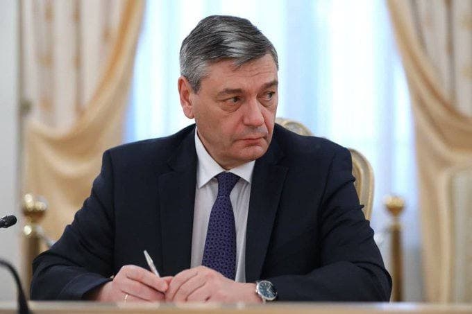 魯堅科早前重申俄羅斯長期堅持的立場,表明容許運糧船離港的前提是必須一併考慮包含撤銷俄國制裁在内的其他建議。