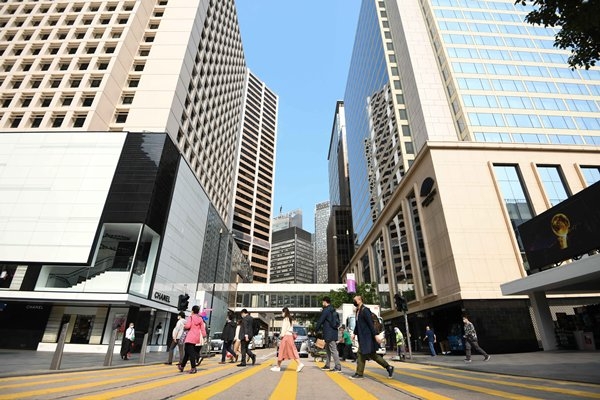 香港現時最低工資僅37.5港元。