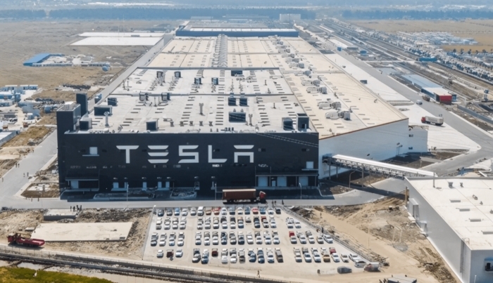 Tesla上海廠房據報因供應問題昨日起又要暫停生產。