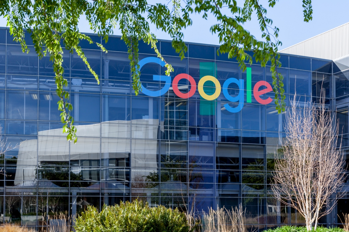 早在烏俄戰爭開打之前,Google就曾因多次未能遵循俄羅斯當局的要求,刪除平台上被認為違反規定的内容遭罰款 72 億盧布。