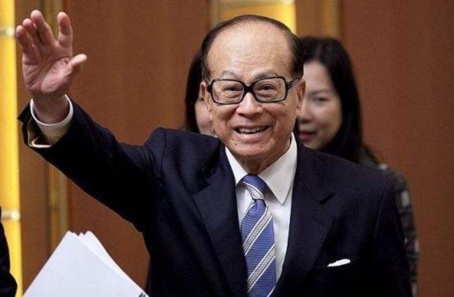 李嘉誠早前看好Zoom並增持超過370萬股。