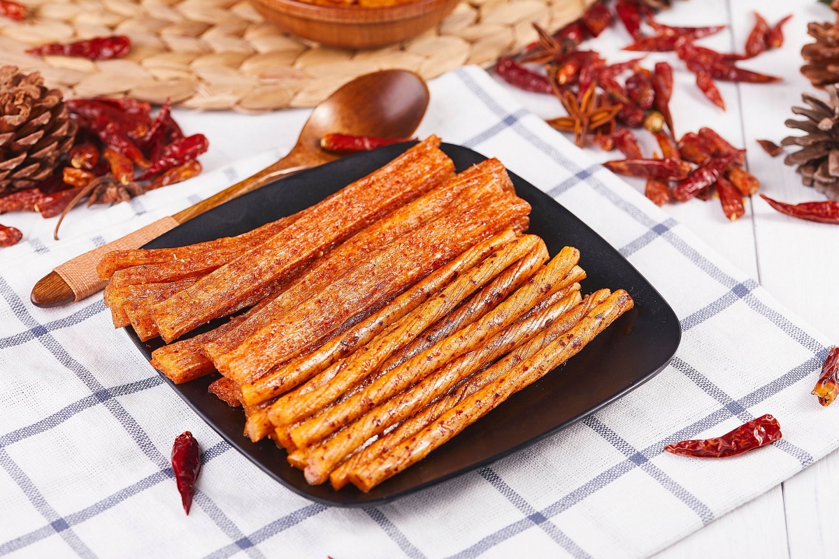 辣條在內地被稱為「五毛食品」,但健康和安全方面受關注。