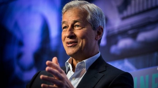 戴蒙透露公司準備採取非常保守的策略。