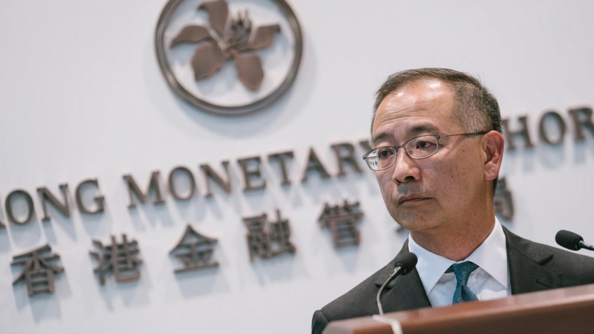 金管局總裁余偉文前日(26日)在網誌《匯思》撰文表示,預期今年上半年外匯基金的業績將出現顯著的虧損,情況實屬罕見。