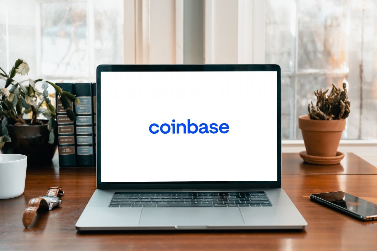 Coinbase遭女股神拋售，股價大跌。