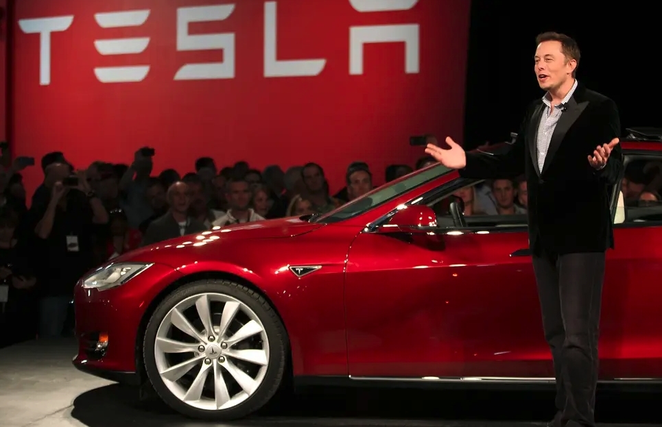 Tesla連續六個季度營收超過100億美元大關,連續多個季度有盈利,而且盈利高於市場預期,第二季盈利增長近1倍至22.6億美元,按年升98.2%,按季跌18%。