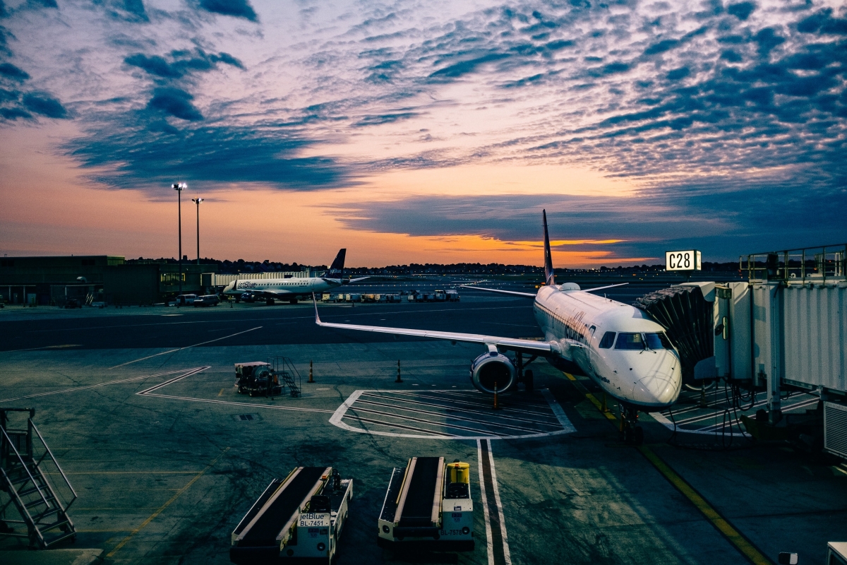中飛租賃兩架飛機滯留俄羅斯料難收回。