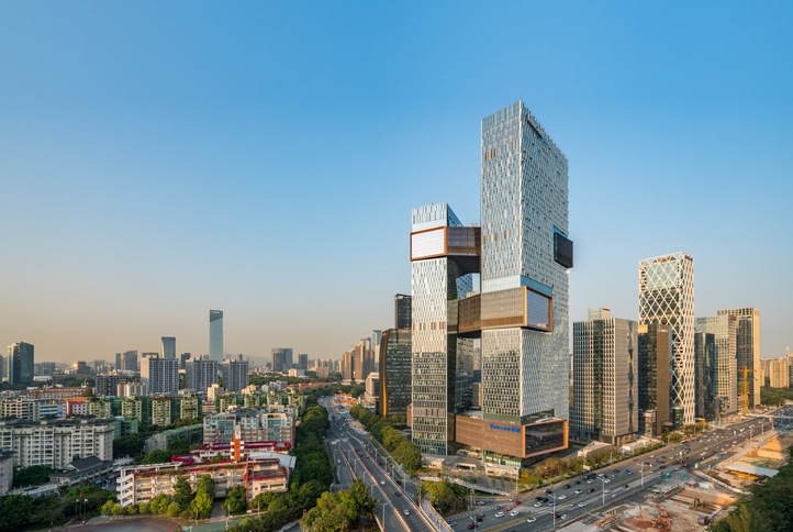 內地樓市的成交量,在過去大半年可以用「極度慘烈」來形容,有數據顯示,深圳二手住宅成交量斷崖式大減近65%。