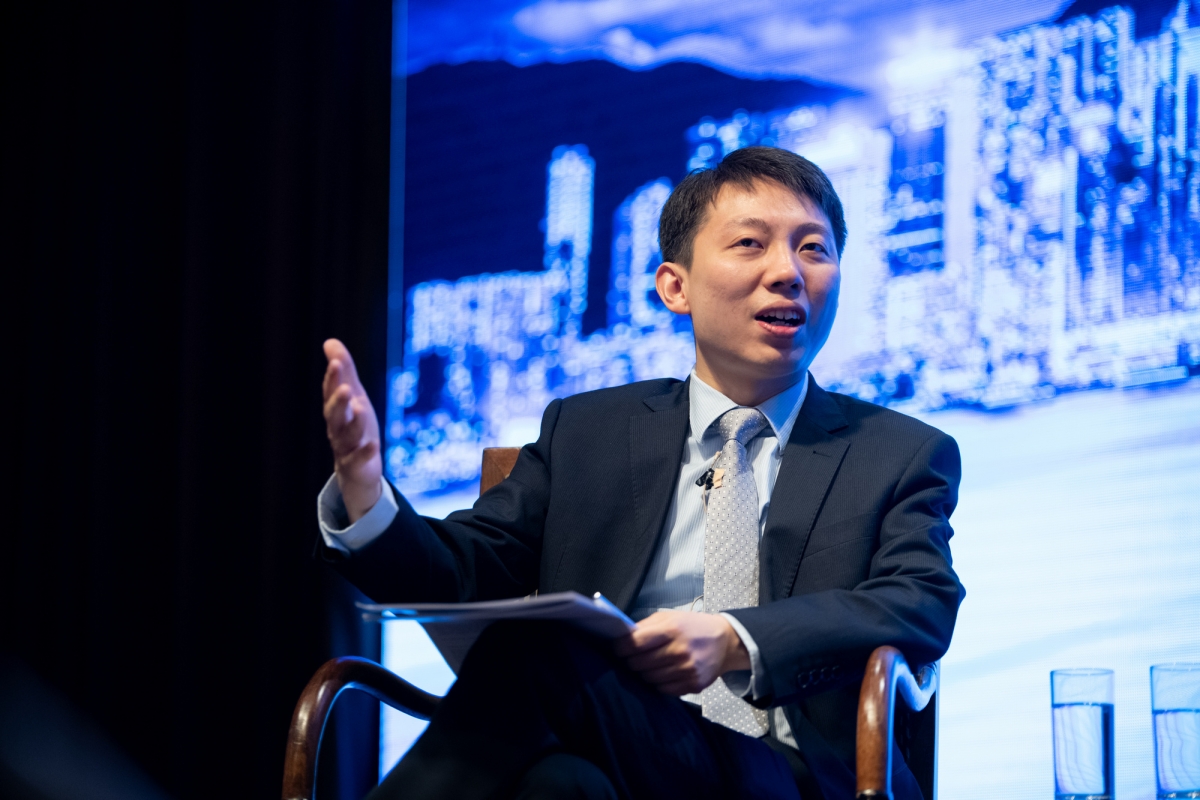 香港地球之友董事及綠色金融事務召集人張振宇會介紹何為綠色金融及可持續發展金融，探討如何聯合不同界別應對氣候危機。