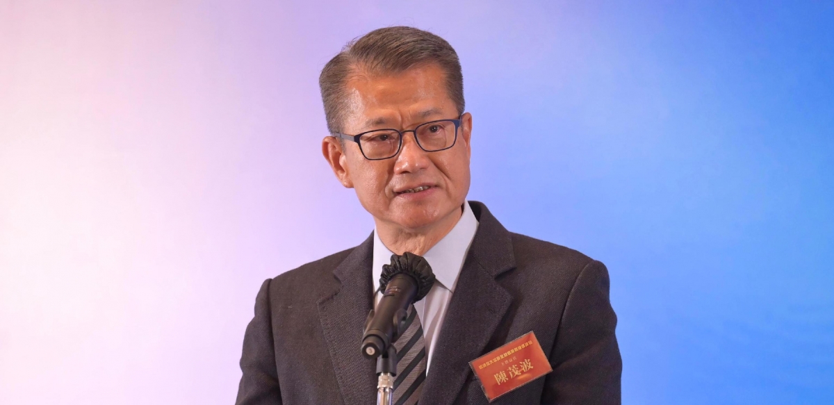 財爺陳茂波指樓市調整輕微,暫無意出招救市。