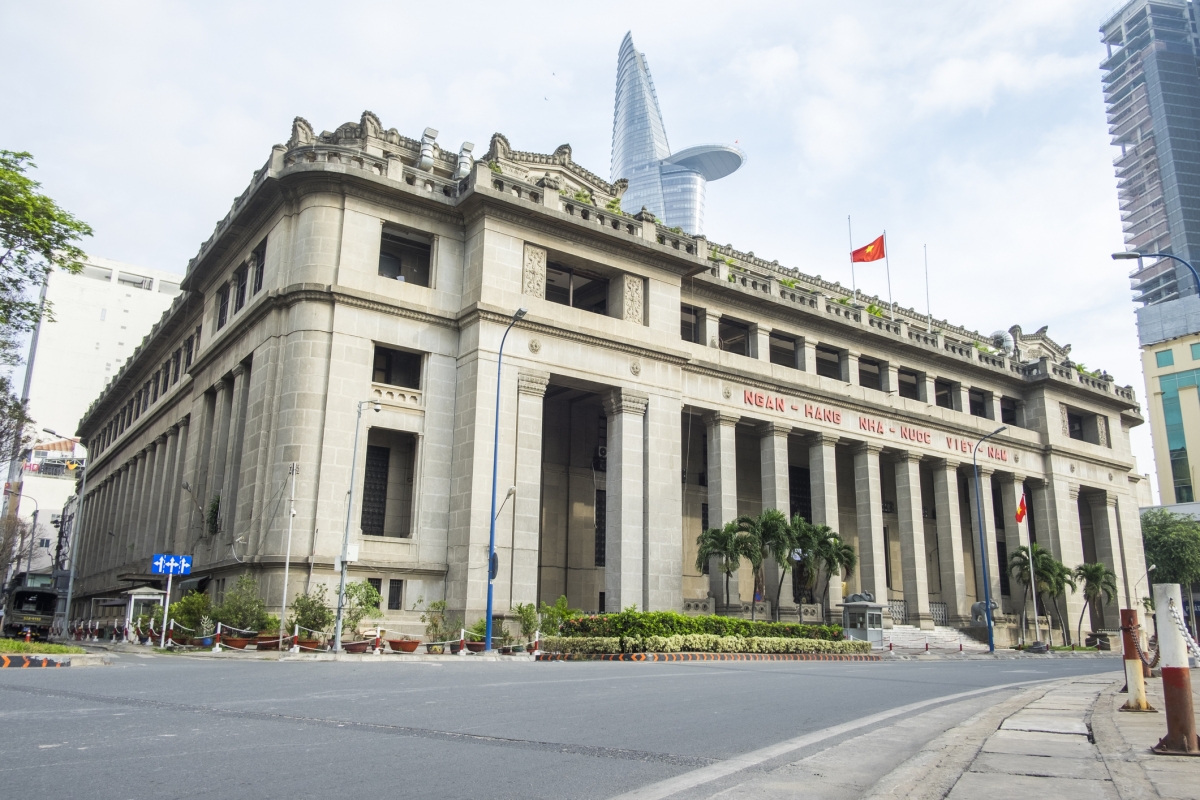 阮氏紅6日證實央行在一週內已與各大商業銀行舉行了緊急會議