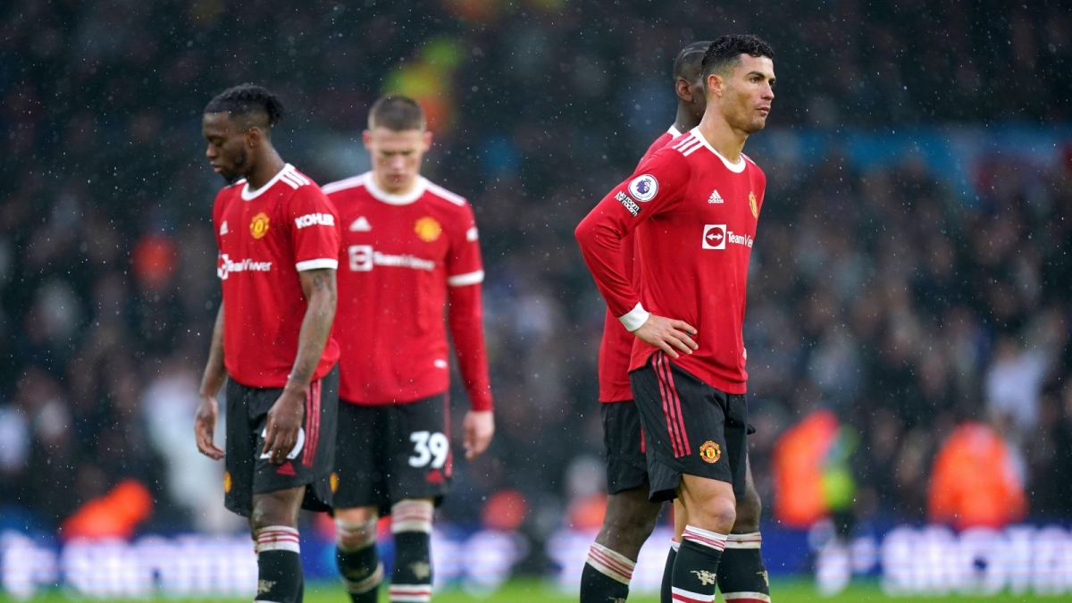 加上曼聯近年比賽成績欠佳,導致其收入亦日漸下跌。