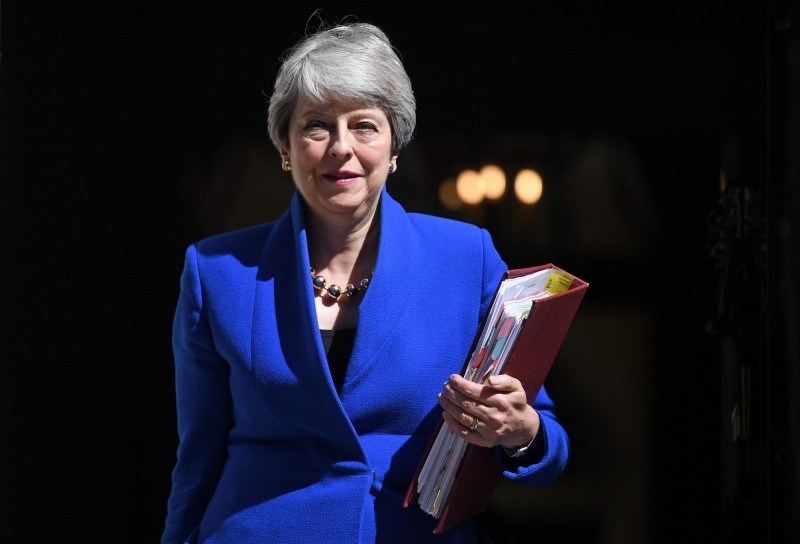 英國前首相梅伊也通過演講開啓成功的事業。