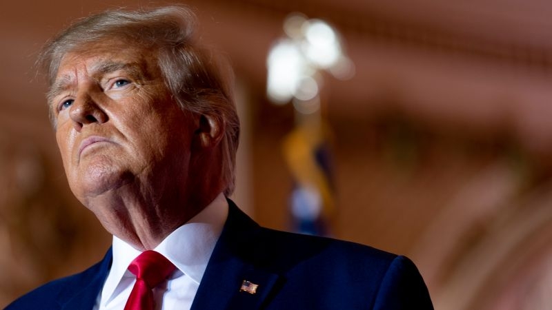 大衆一直好奇特朗普為何大費周章不讓資料曝光。