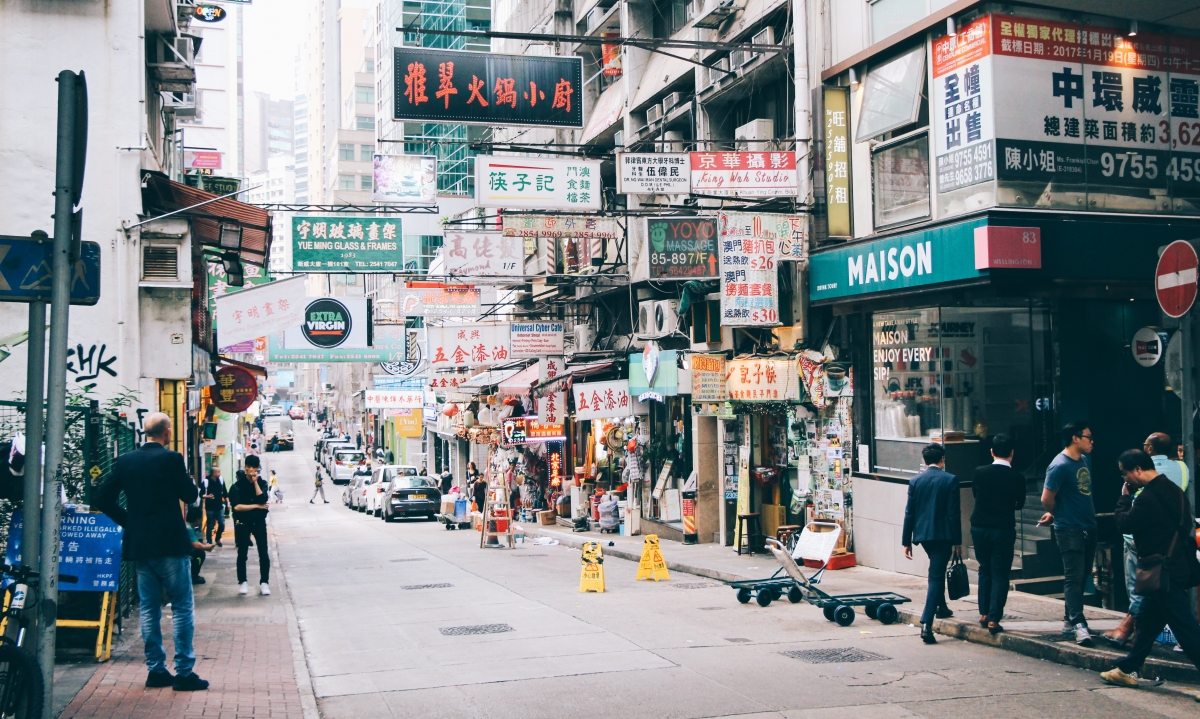 香港可能步日本後塵。