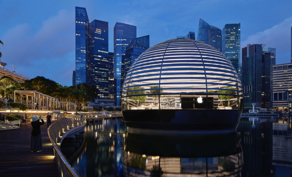 Apple Store at Marina Bay