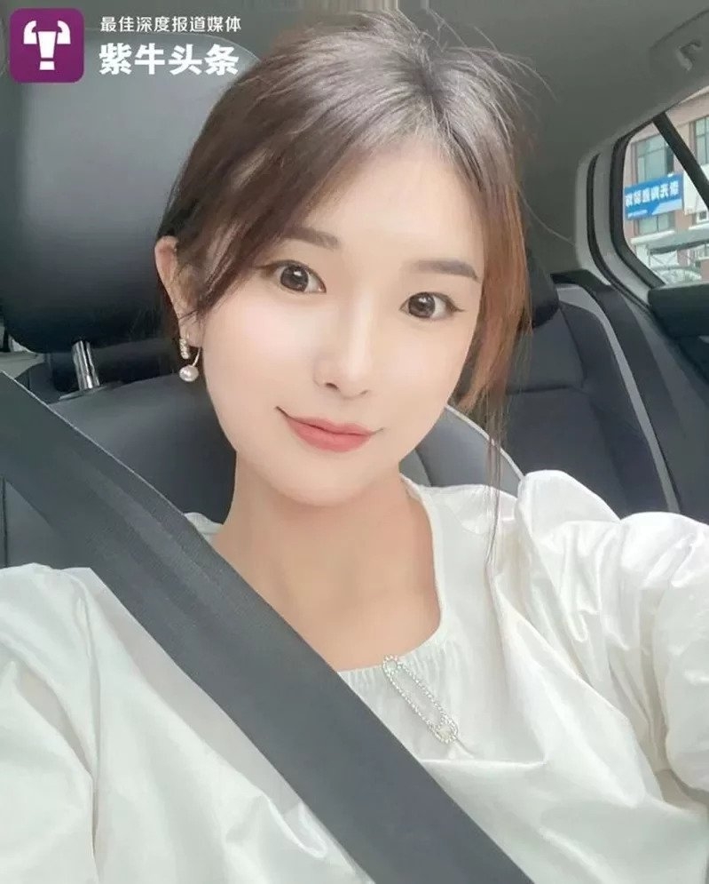 媛媛畢業後決定創業賣花餑餑。