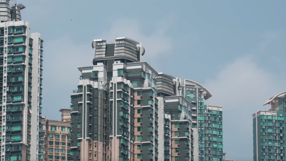 美聯布少明形容樓市出現「復常曙光」,估計全年樓價有10%升幅。