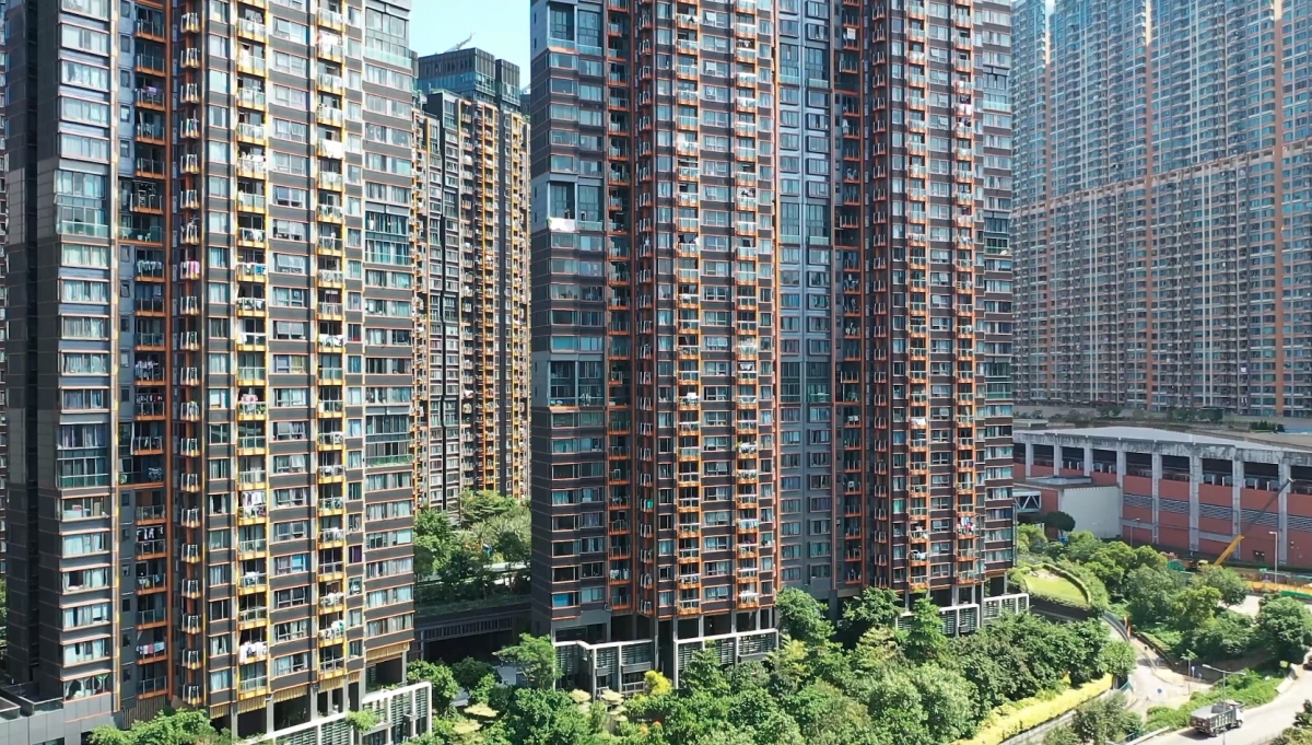 利嘉閣廖偉強認為,小型住宅和豪宅物業樓價均可有5%升幅。