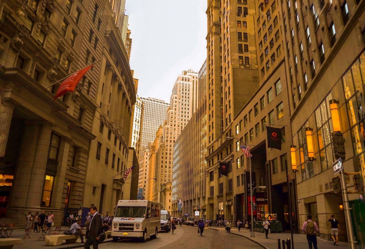 美國明晚公佈CPI,市場料通脹回落。