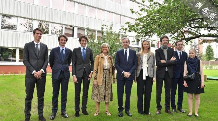 阿爾諾已開始擬定繼承計劃,避免5名子女因爭家產導致肥水落入外人田。