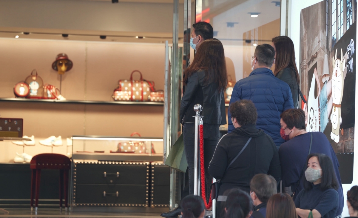 ACCA提出的12個建議之一就是再向合資格18歲以上永久居民及新來港人士,分階段派發1萬元電子消費券。