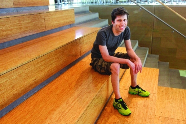 Sam Altman從小就是天才,8歲自學編程,並無師自通許多與電腦相關的知識及技巧。