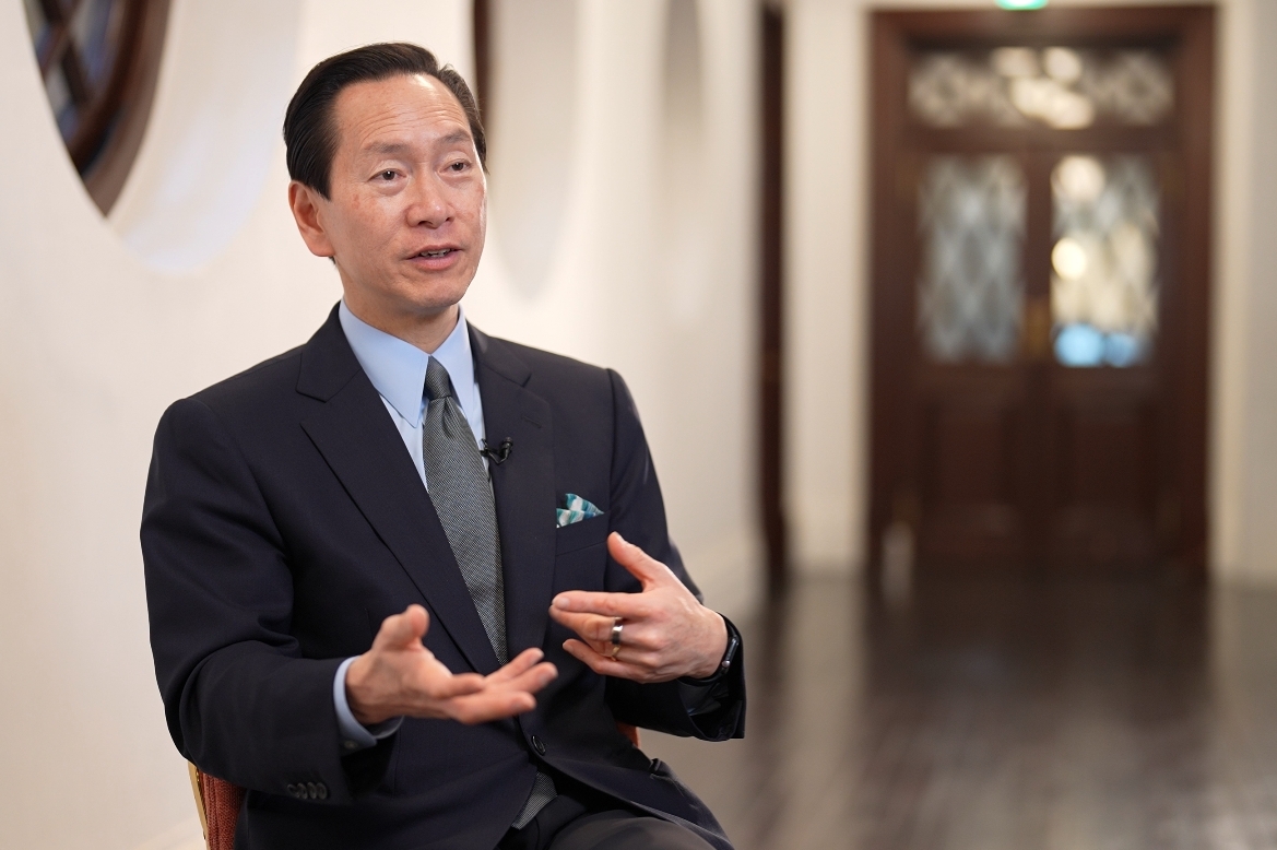 行政會議前召集人陳智思接受《BusinessFocus》訪問時表示,挽留及吸引人才的關鍵在於能否讓人才看得見希望和機遇。