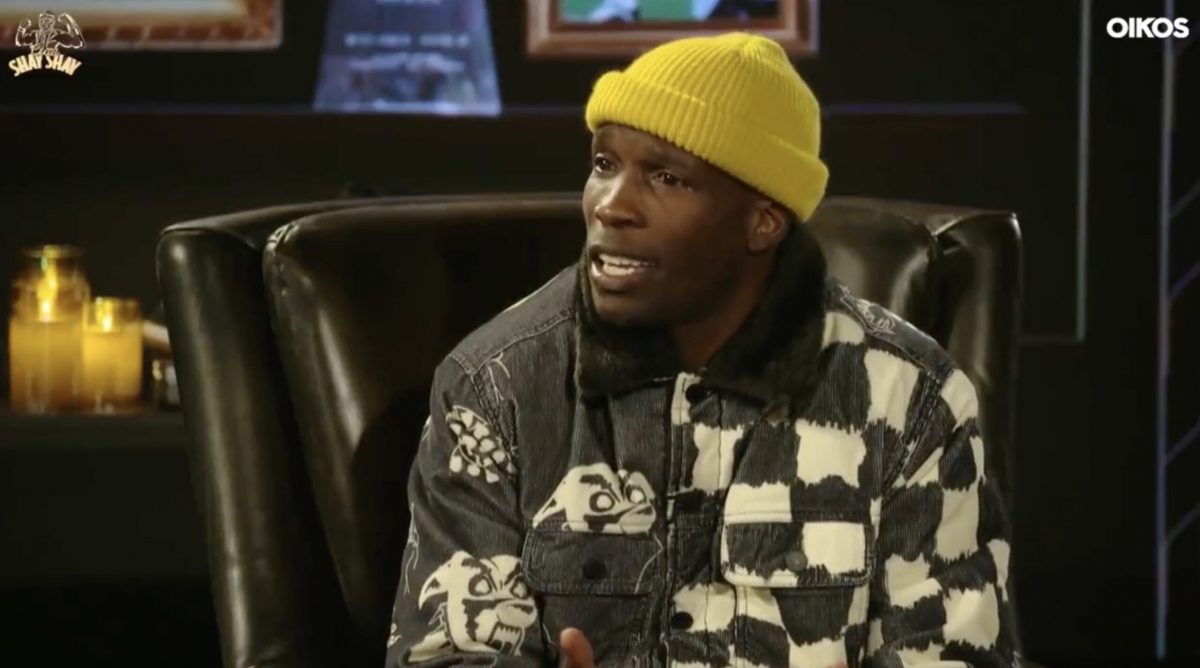 Chad Johnson在接受媒體訪問時,自爆在職業生涯開始前兩年住在體育館内,只因不想把錢花在發展事業的其他事情上。