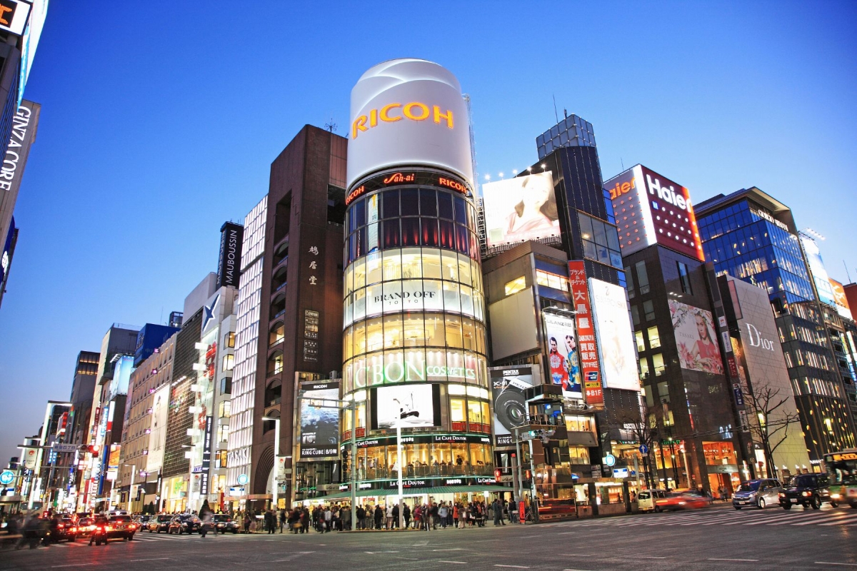 今年3月中筆者因公事來到日本,當地繁華景象相比去年的日本更是大相逕庭。