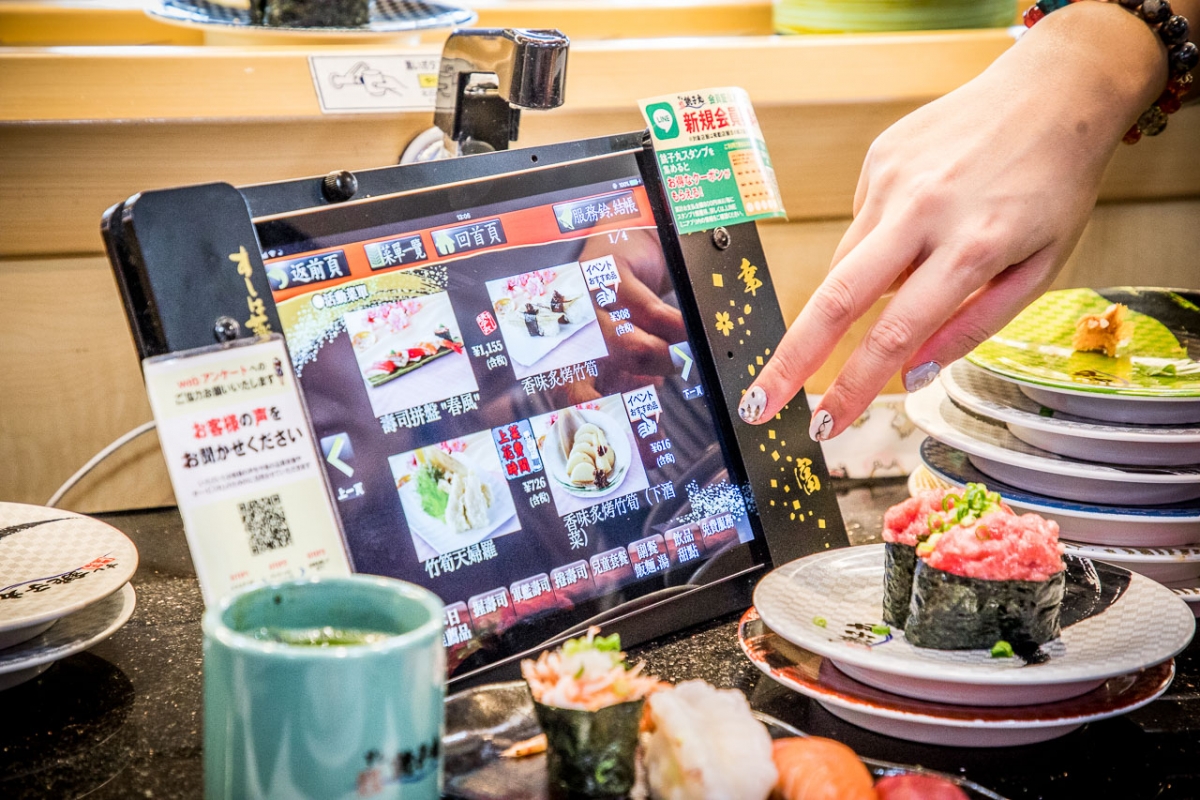 壽司銚子丸宣布,將停用分店内迴轉帶,改由顧客點餐。