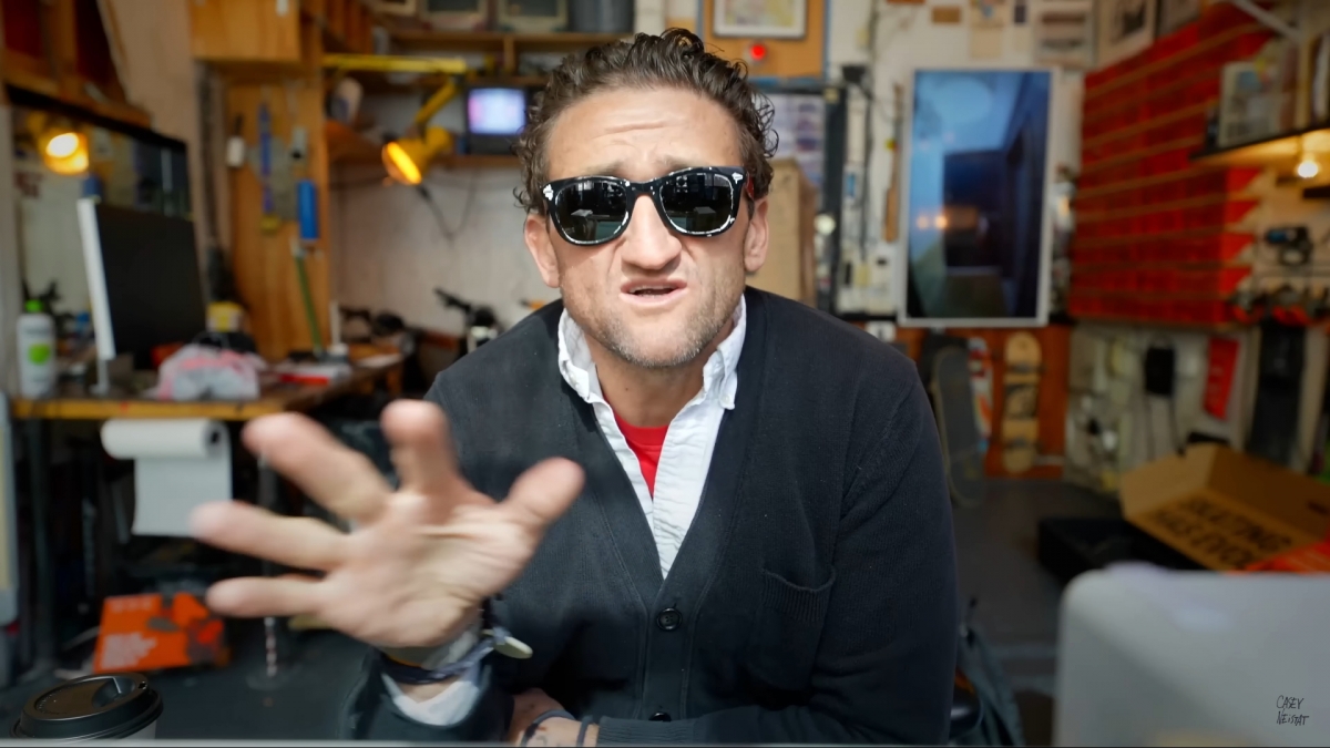 千萬Youtuber Casey認為ChatGPT編導的影片生硬無靈魂,是他有生以來最差的影片。