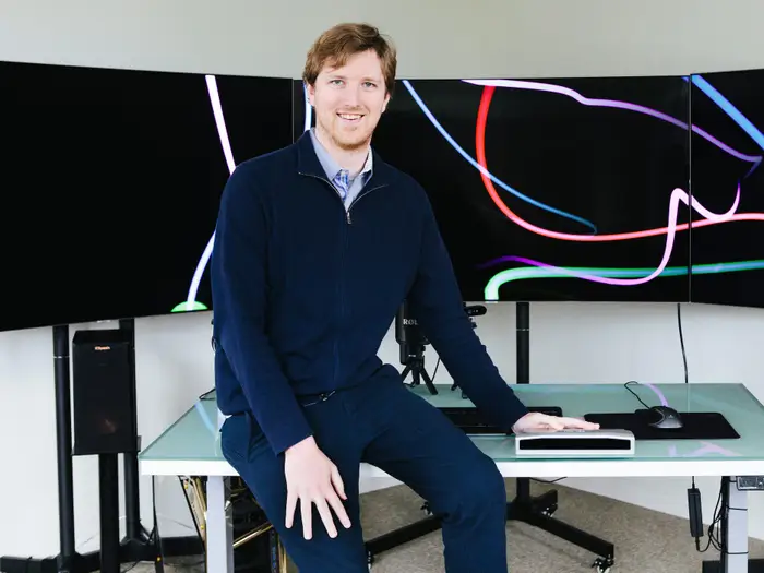 28歲億萬富豪、Luminar Technologies創辦人涉資逾62億收購福布斯。