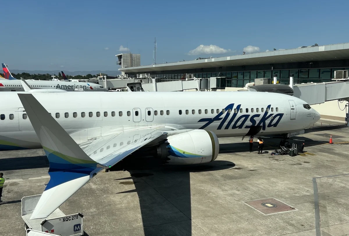 「greateranglia」善用阿拉斯加航空里程計劃(Alaska Mileage Plan)及西南航空里程積分(Southwest Rapid Rewards)計劃,買下便宜機票。