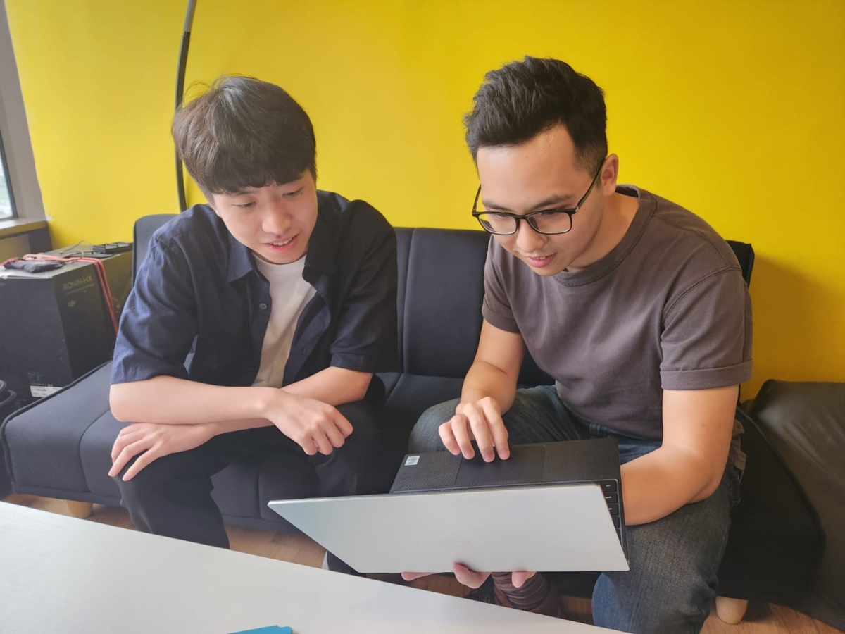 初創企業老闆Anthony坦言，在各行各業搶人才下，中小企毫無優勢可言，曾開非常優厚條件請人，仍被拒絕。