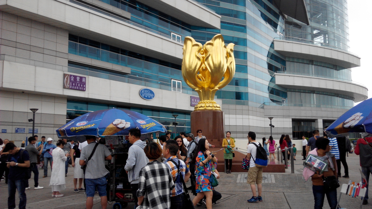 在黃金周後的第二及第三個星期，生意便已回復淡靜。