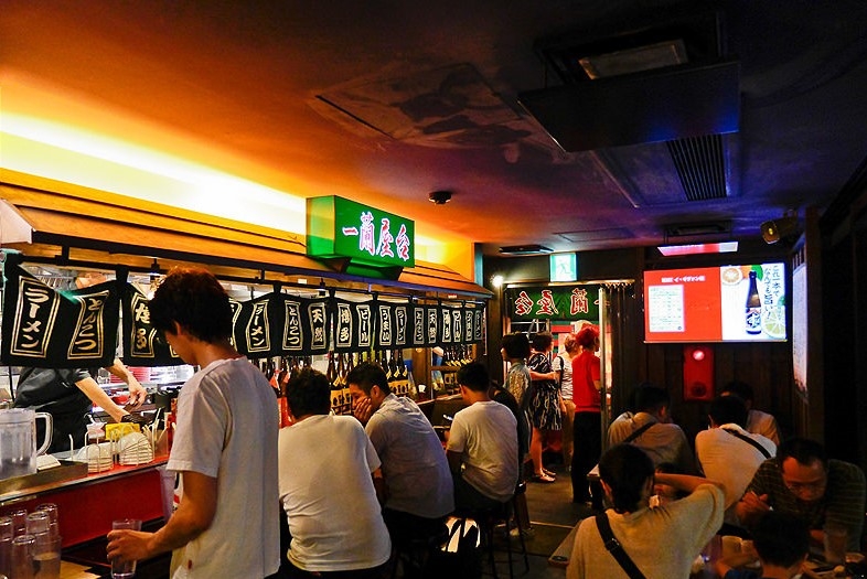 日本當地的一蘭豚骨拉麵每碗定價為890至980日圓(約48至53港元)。