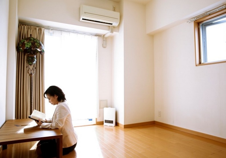 現下正在流行的極簡生活族群FIRE族,有著「財務自由、提早退休」的理念。