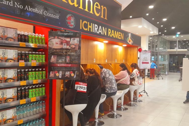 一蘭Pop up快閃店開設於雅加達西邊邊境當格朗(South Tangerang)的永旺商場(AEON MALL BSD)。