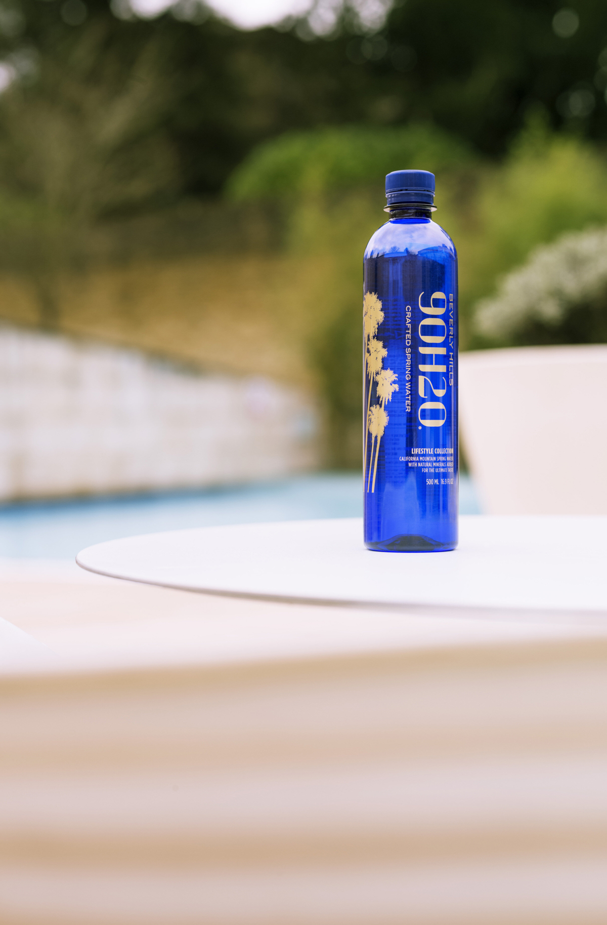 丹麥水質極佳,能與之媲美的瓶裝水為美國比佛利山莊(Beverly Hills)的礦泉水品牌「9OH2O」。