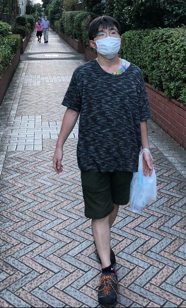 32歲的Fumi君13年來從沒上過班,並完全依賴歷任女友的物質照顧,期間共花了她們1,500萬日圓(約80萬港元)。