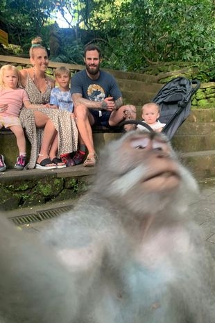 他們計劃之後把更多家人接到當地定居,並決定每2到3個月返英一次,探望其他家人與朋友。